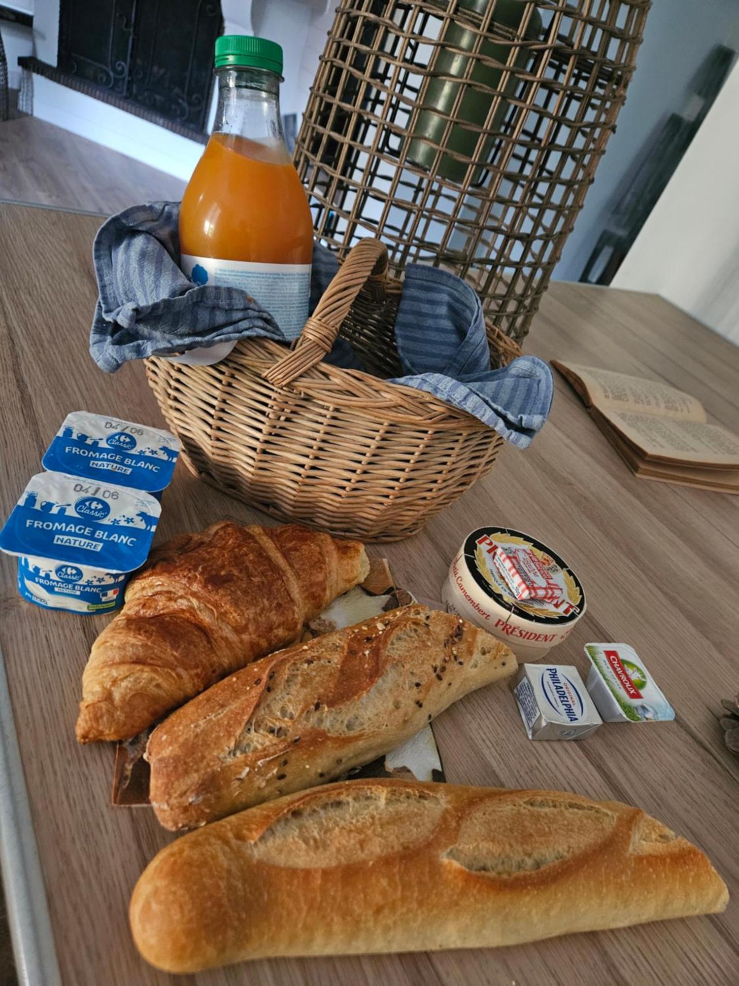 Holiday home La Petite Maison Romantique Giverny 5km Bennecourt